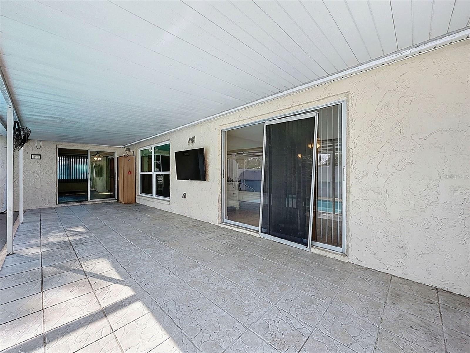 REGENCY PARK - Residential