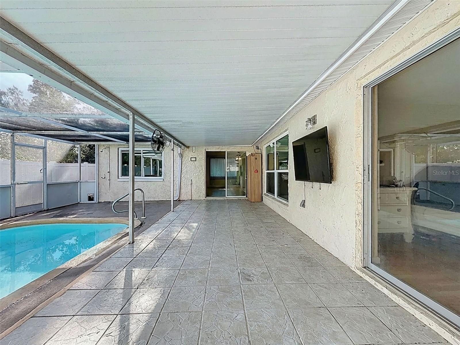 REGENCY PARK - Residential