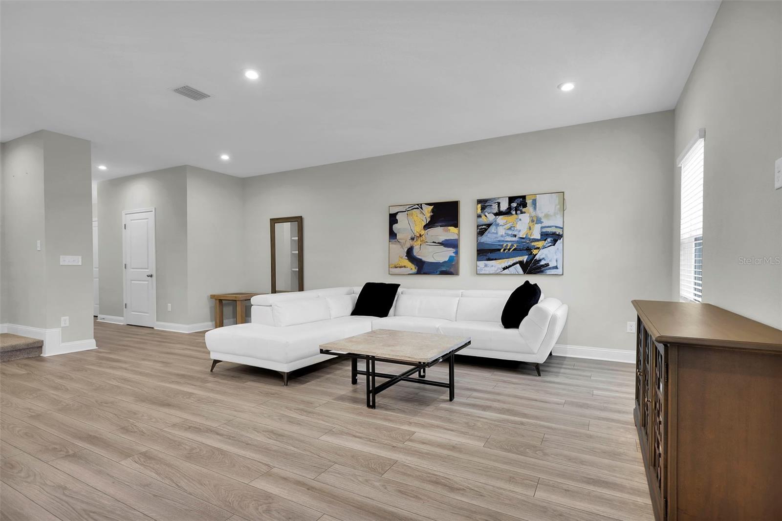 WELLS CRK PH 3A - Residential Lease