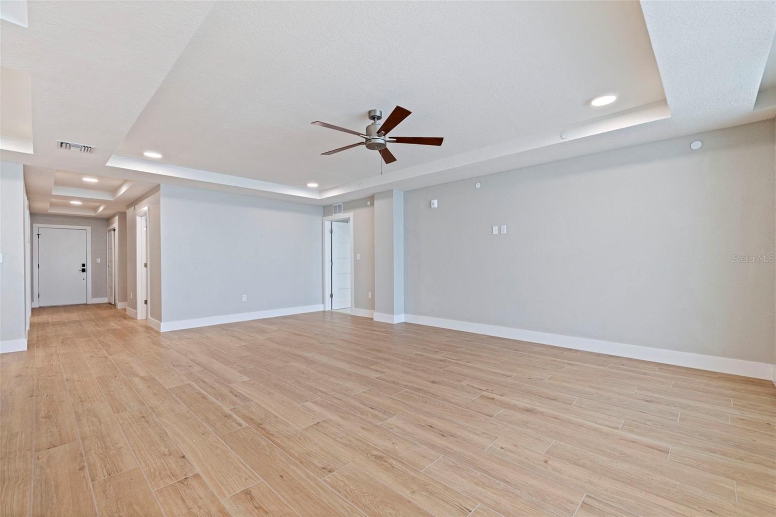 14048 GULF BOULEVARD 302