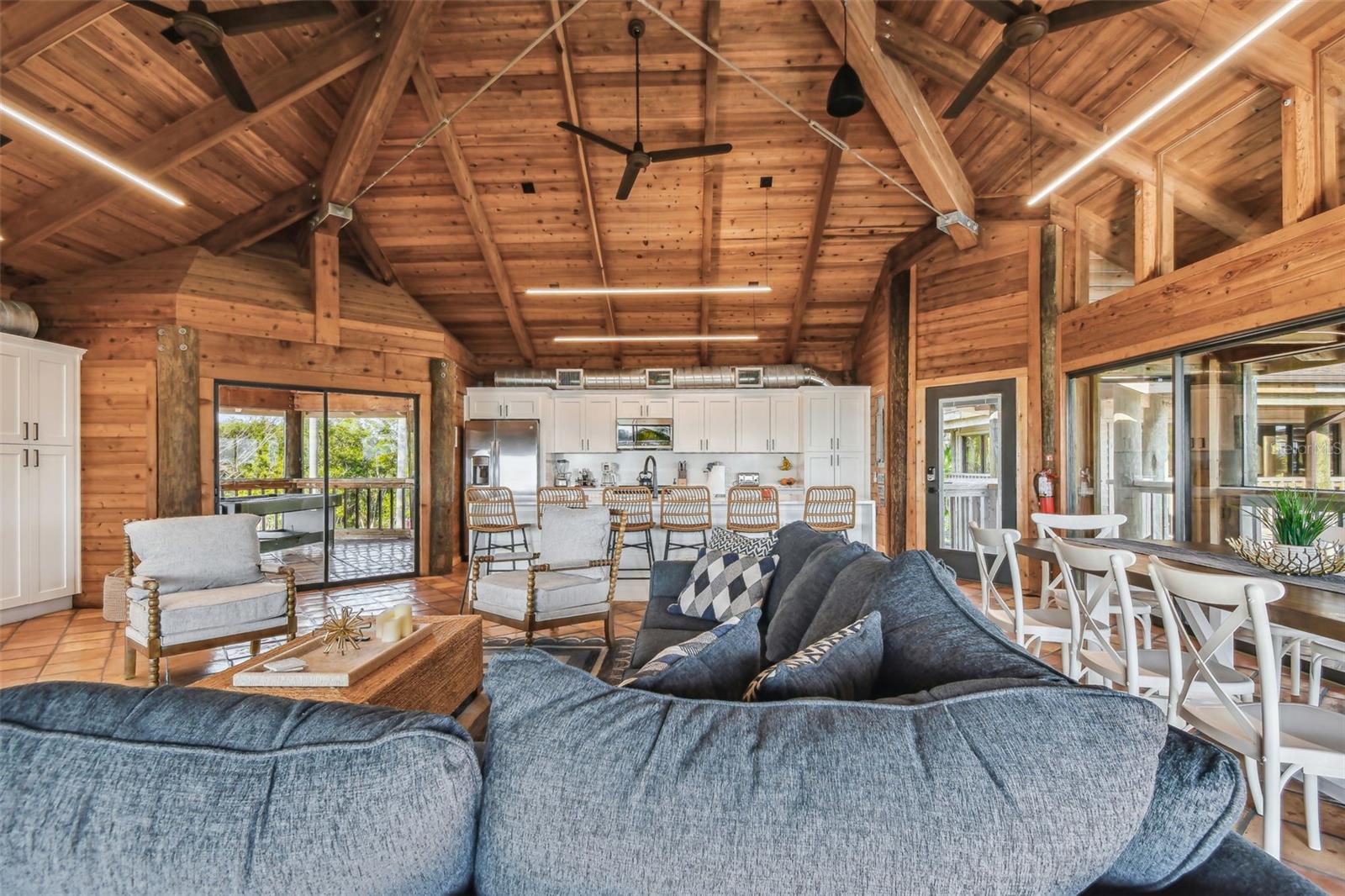 JEWFISH KEY - Residential