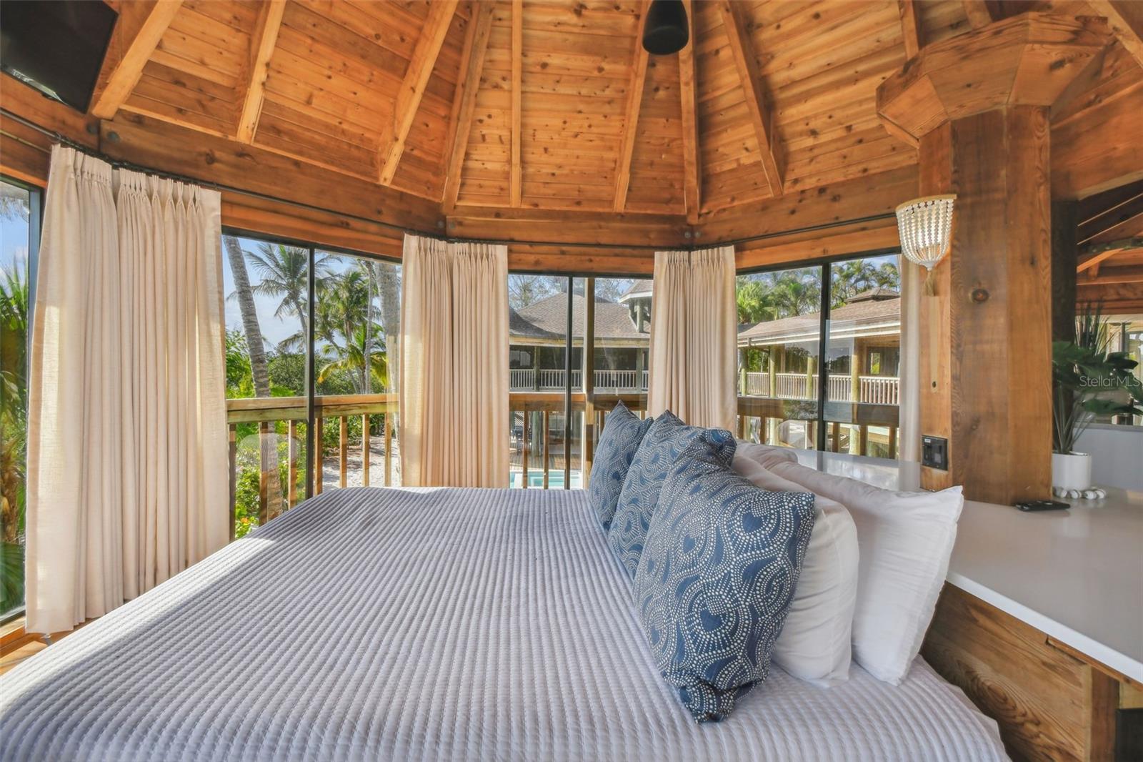 JEWFISH KEY - Residential