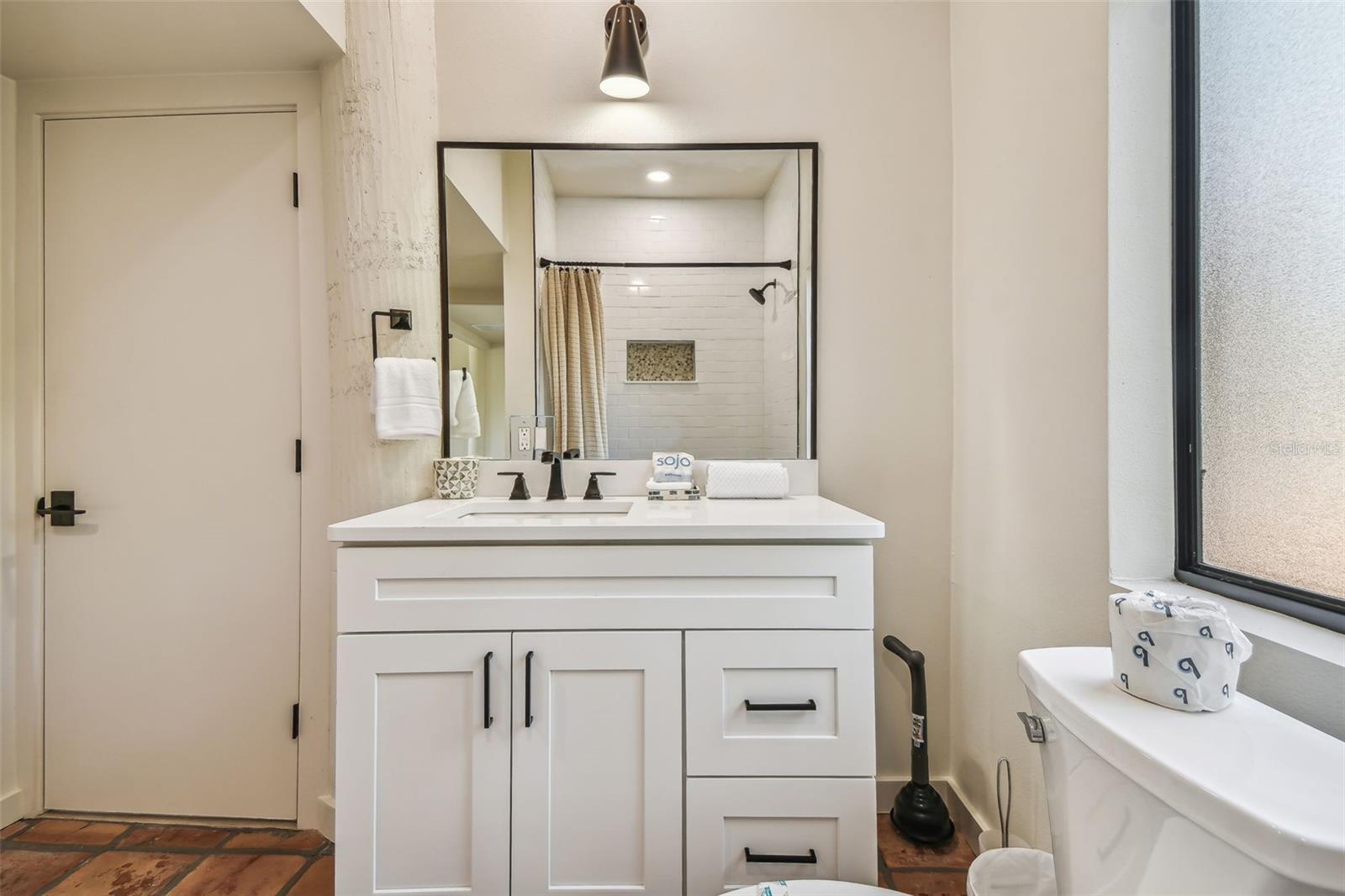 JEWFISH KEY - Residential