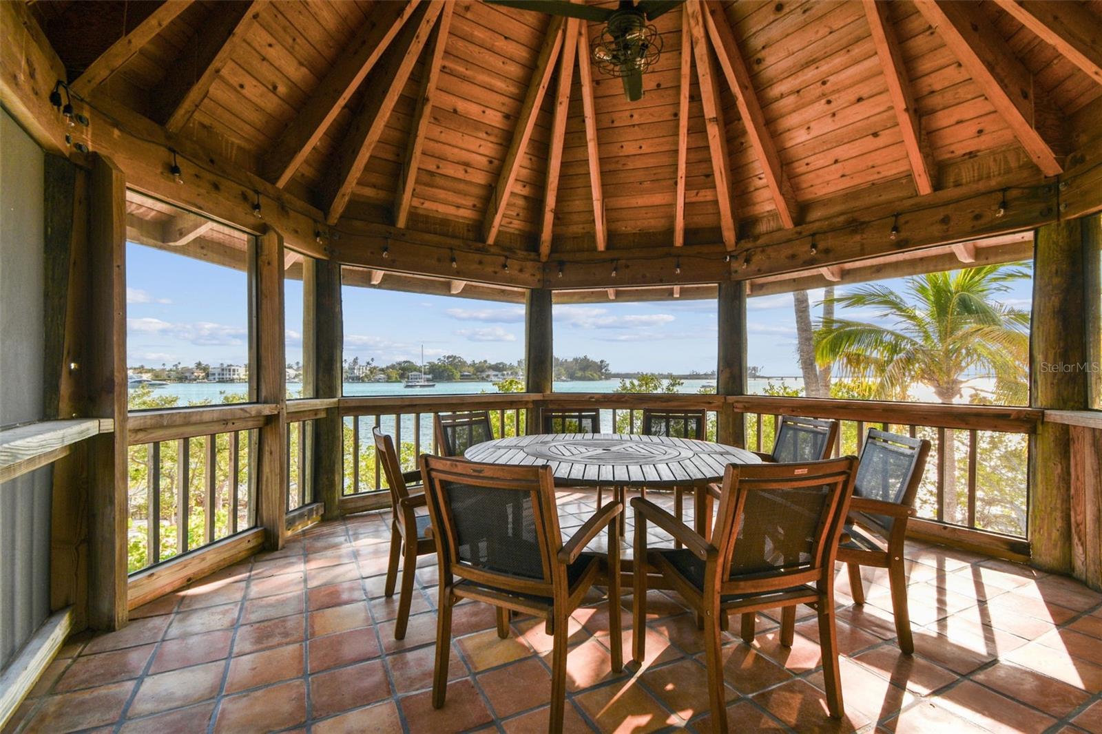 JEWFISH KEY - Residential