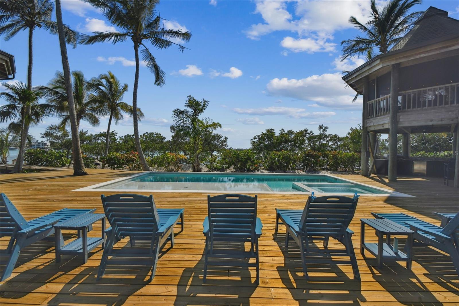 JEWFISH KEY - Residential