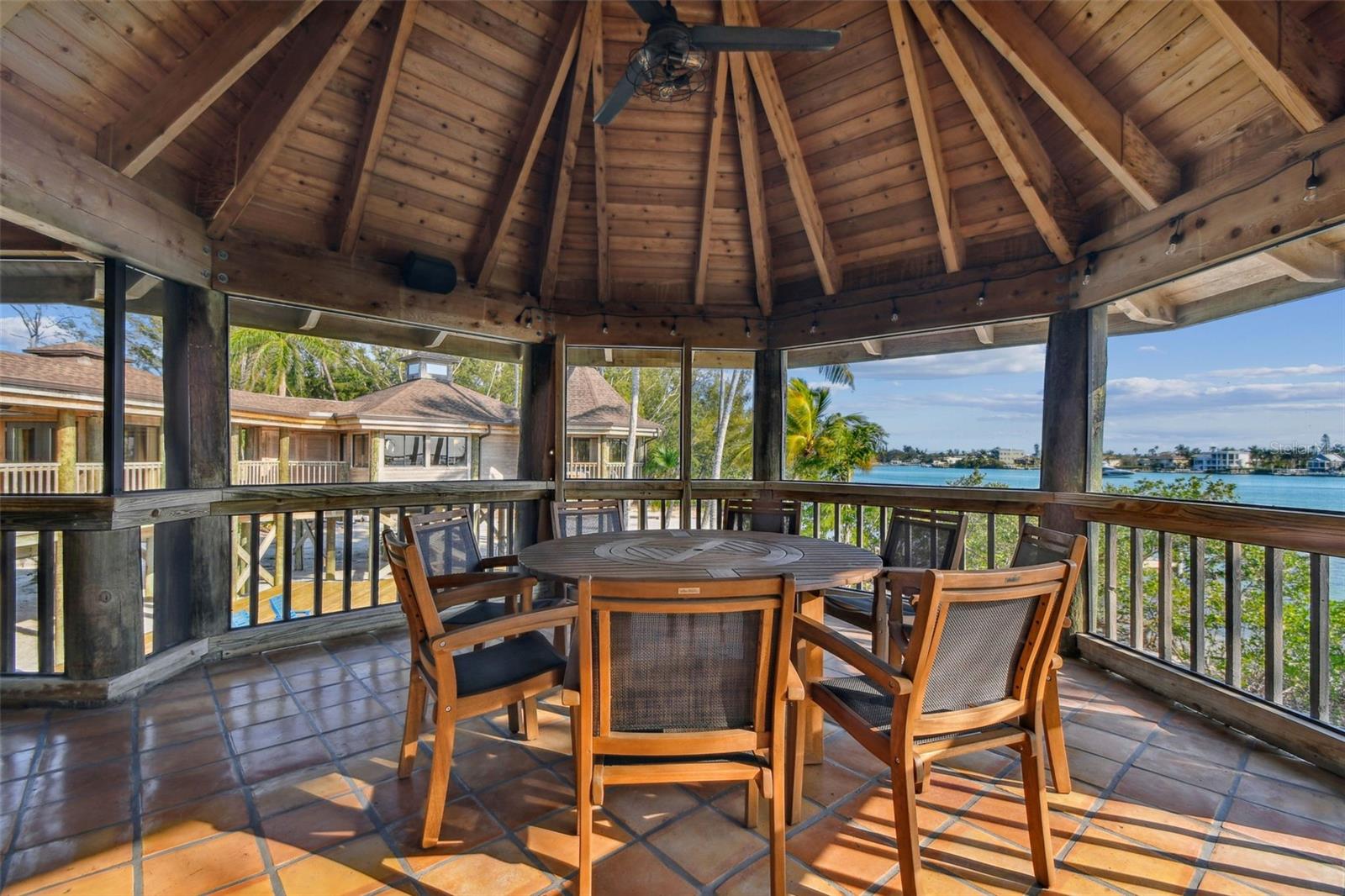 JEWFISH KEY - Residential