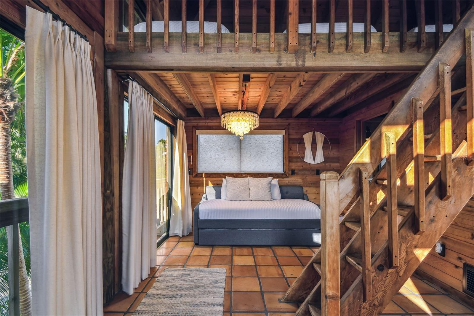 JEWFISH KEY - Residential