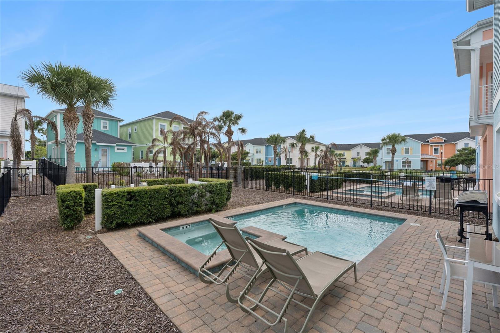MARGARITAVILLE RESORT, ROLLING OAKS - Residential