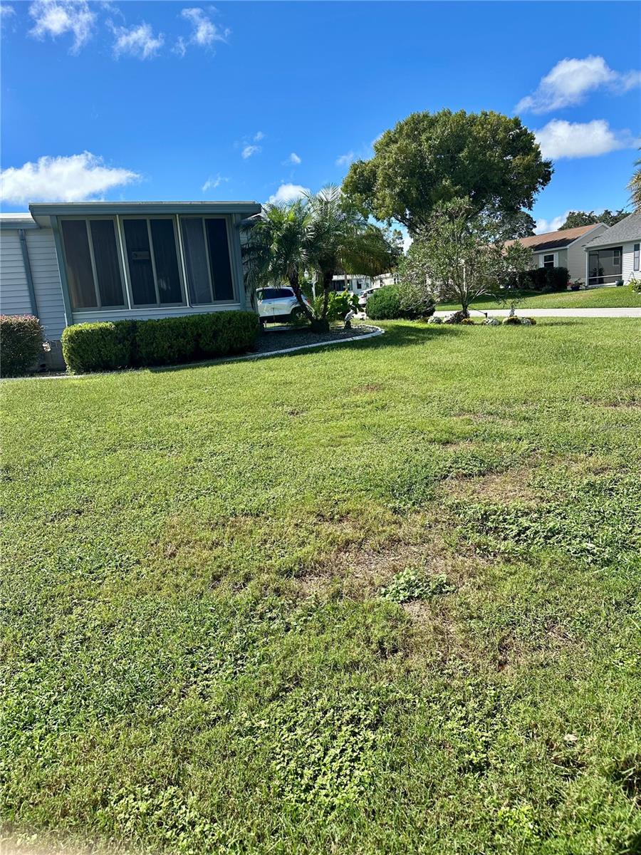 LADY LAKE ORANGE BLOSSOM GARDENS UNIT 10 - Residential