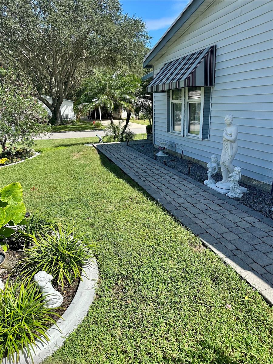 LADY LAKE ORANGE BLOSSOM GARDENS UNIT 10 - Residential