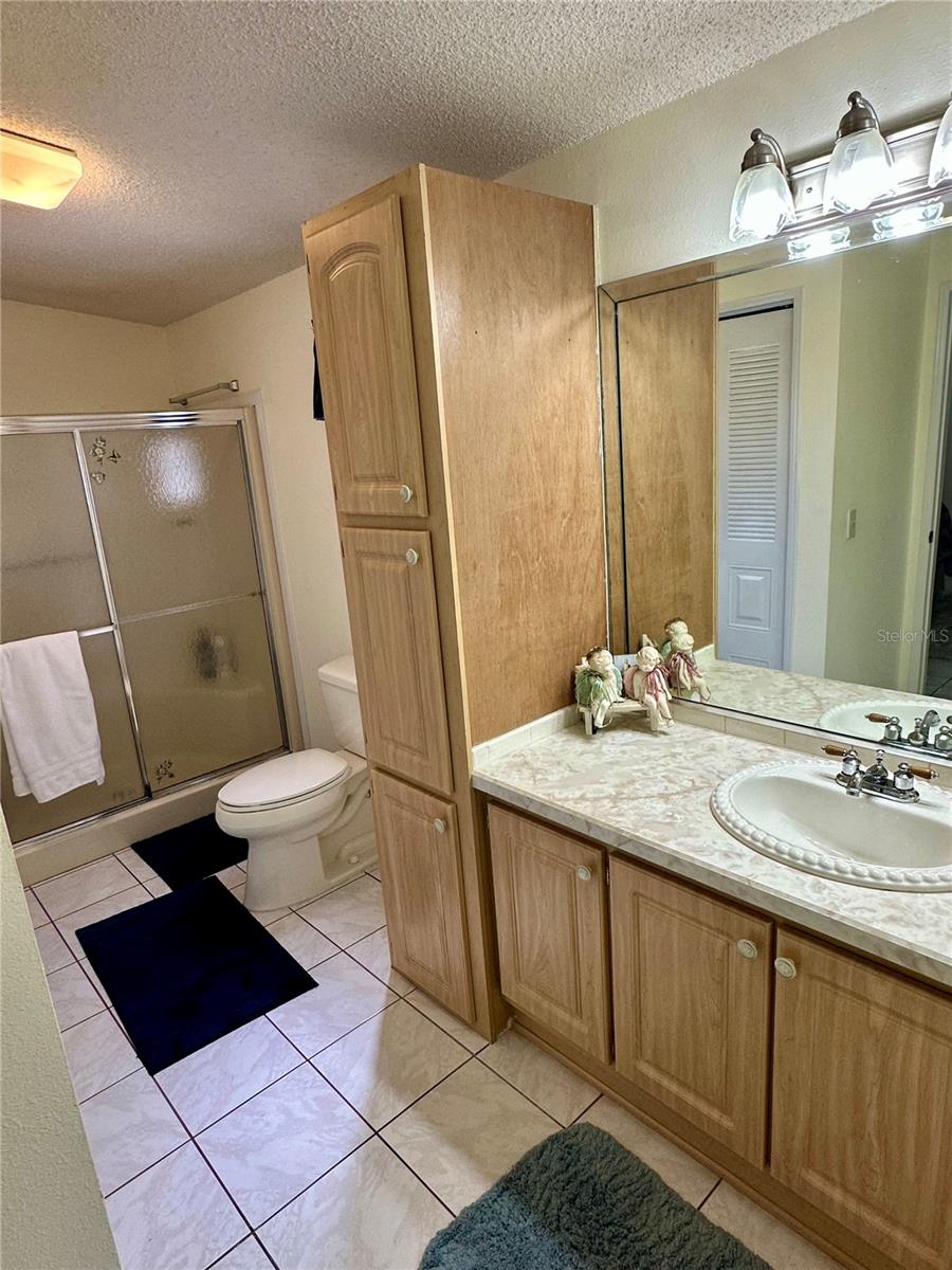 LADY LAKE ORANGE BLOSSOM GARDENS UNIT 10 - Residential