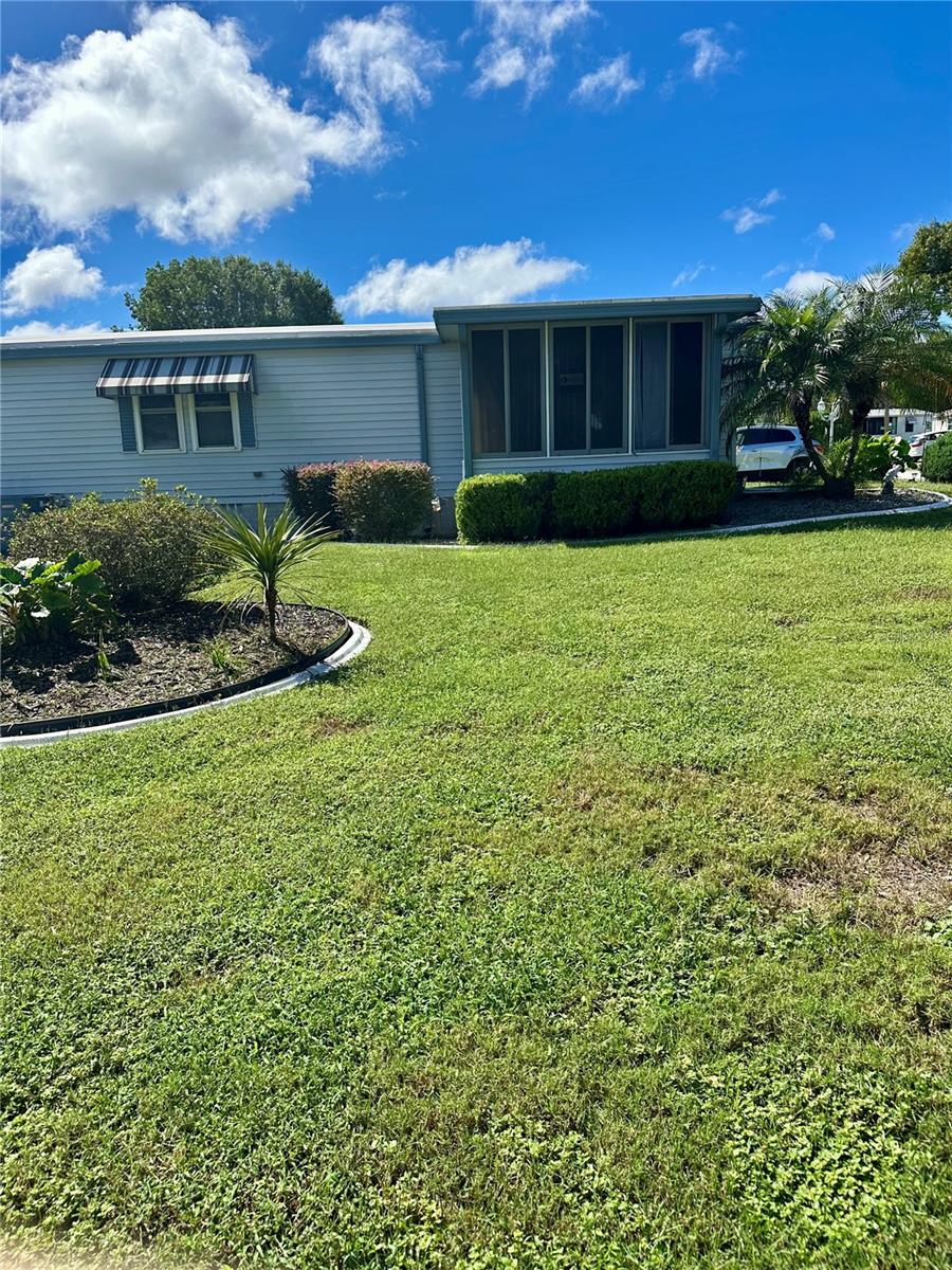 LADY LAKE ORANGE BLOSSOM GARDENS UNIT 10 - Residential