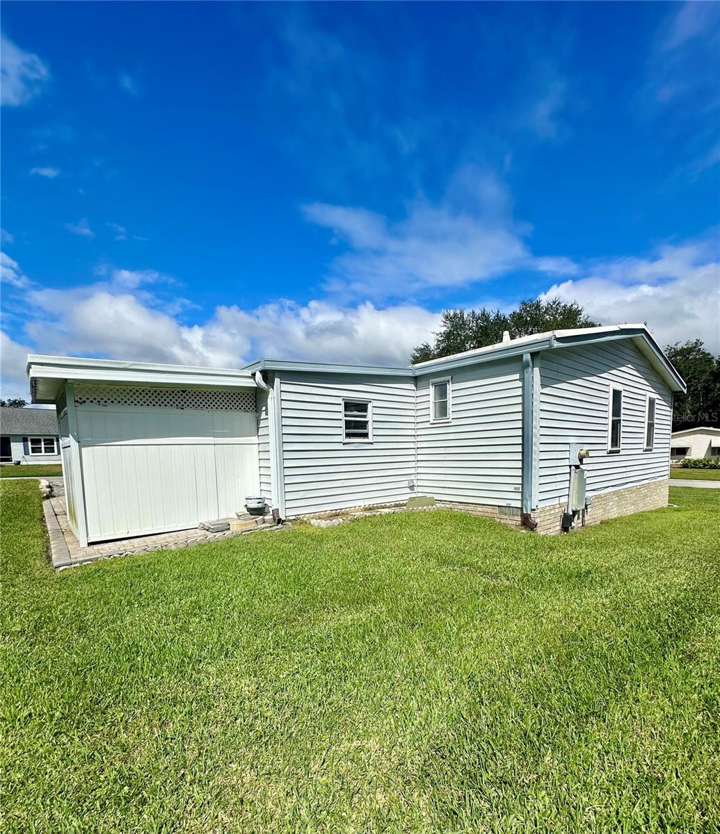 LADY LAKE ORANGE BLOSSOM GARDENS UNIT 10 - Residential