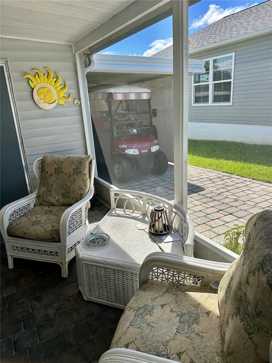 LADY LAKE ORANGE BLOSSOM GARDENS UNIT 10 - Residential
