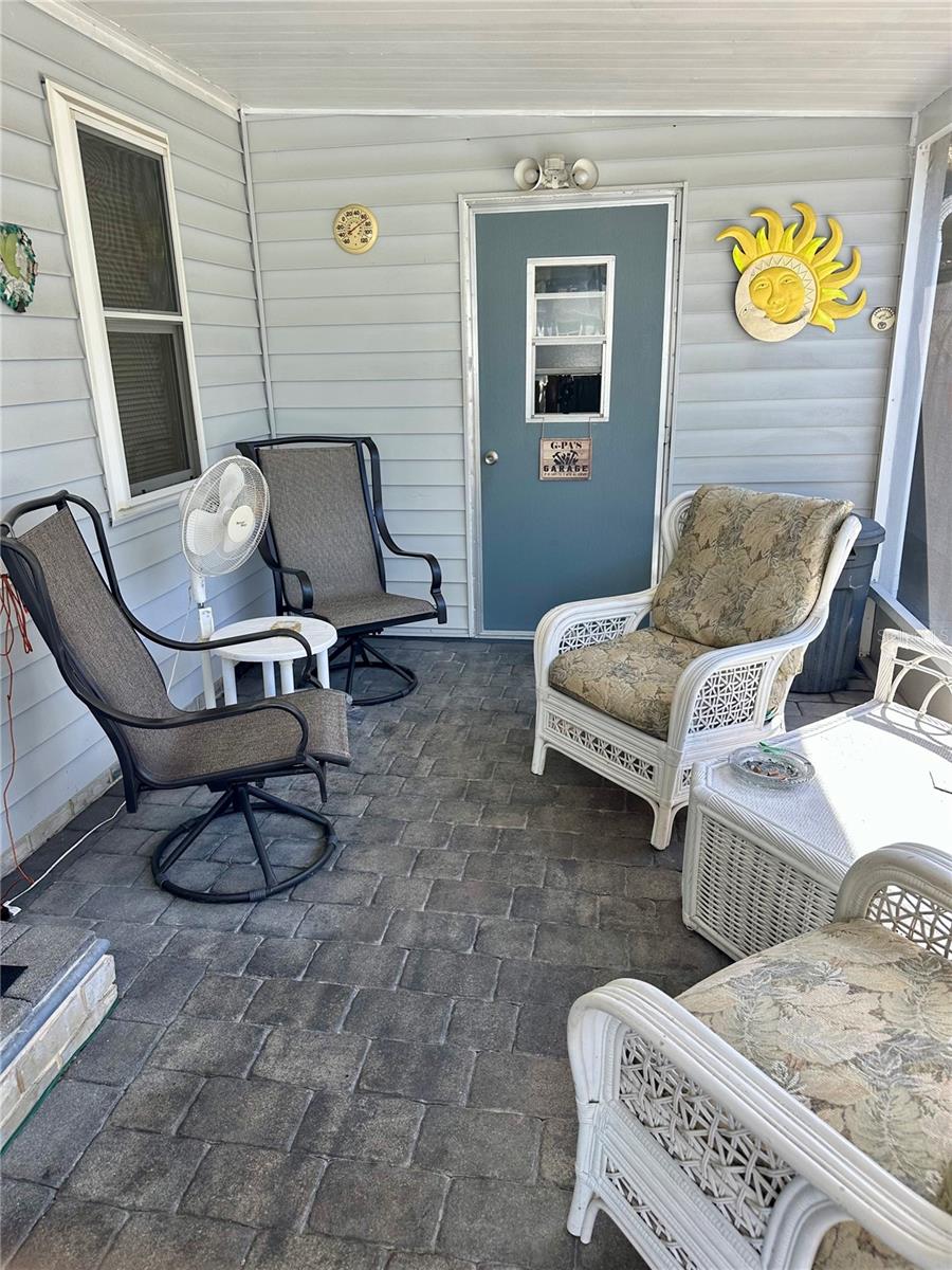 LADY LAKE ORANGE BLOSSOM GARDENS UNIT 10 - Residential