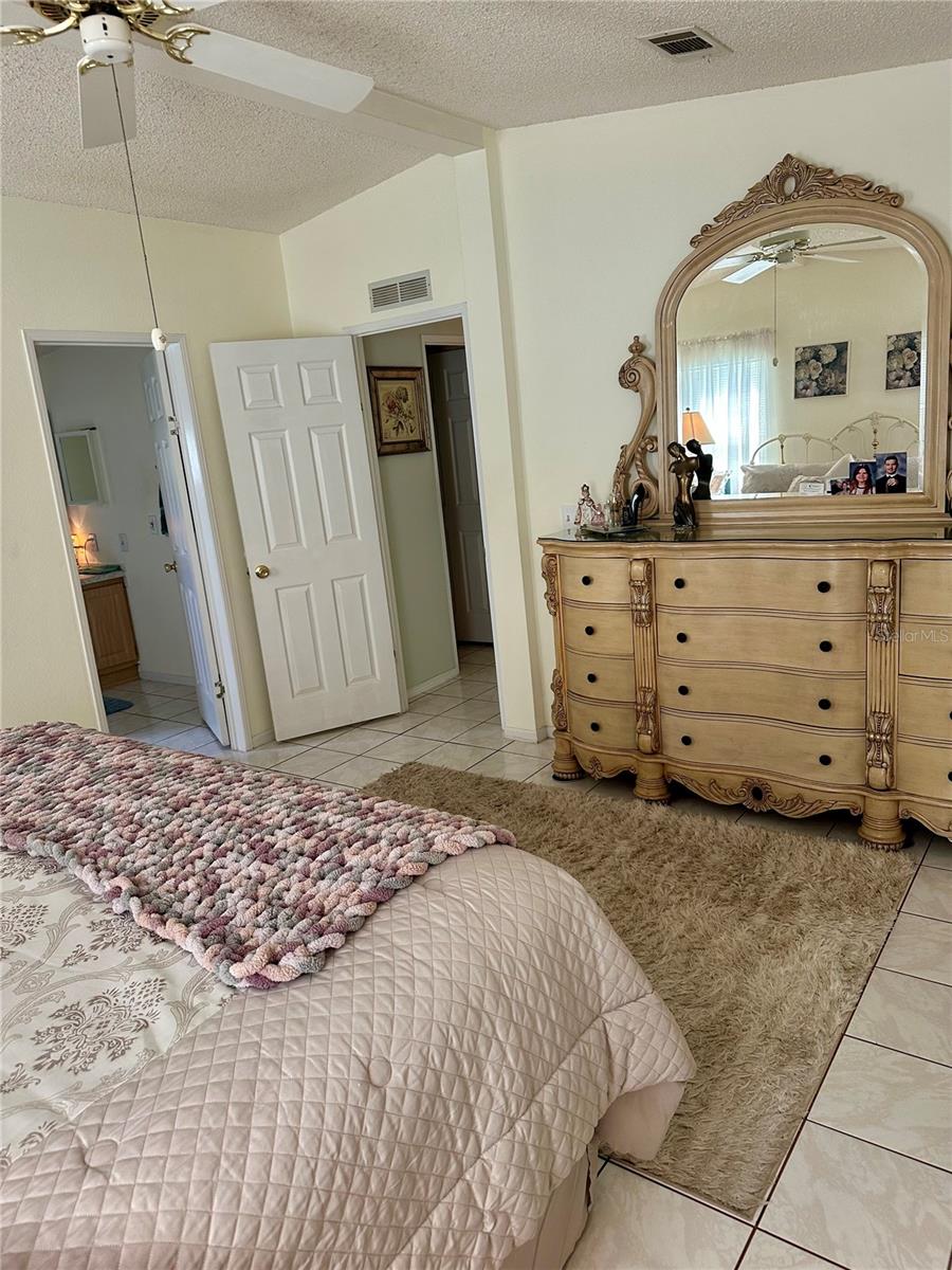 LADY LAKE ORANGE BLOSSOM GARDENS UNIT 10 - Residential