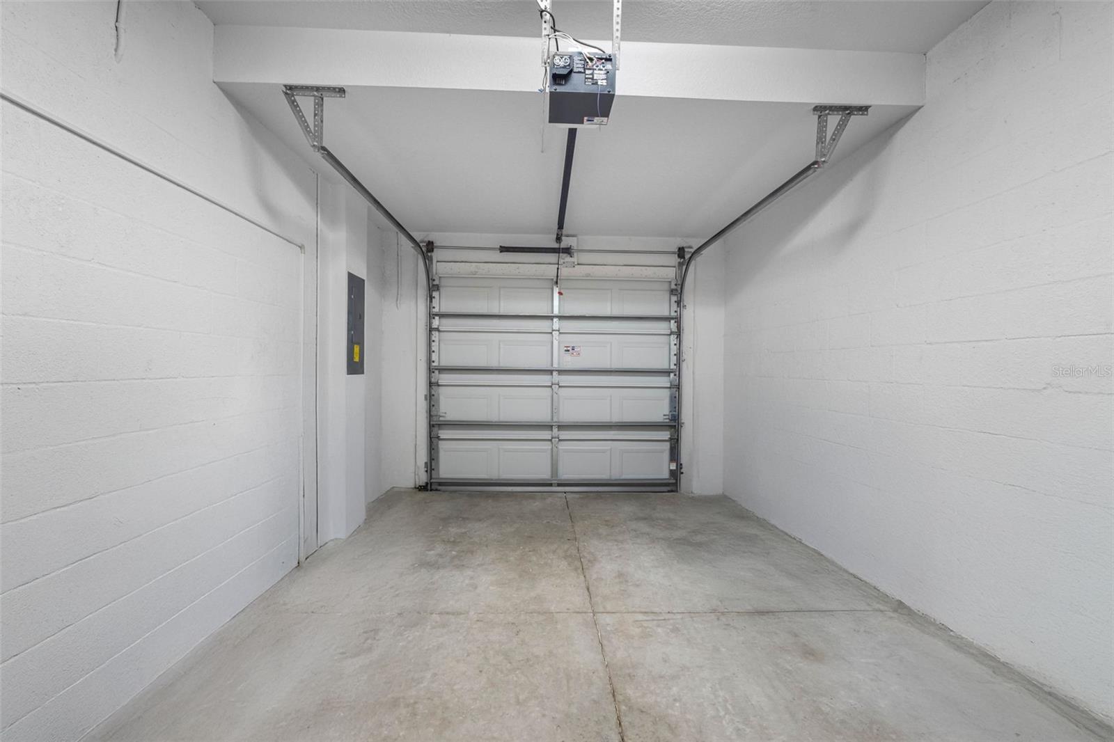 HAMMOCKS - Residential