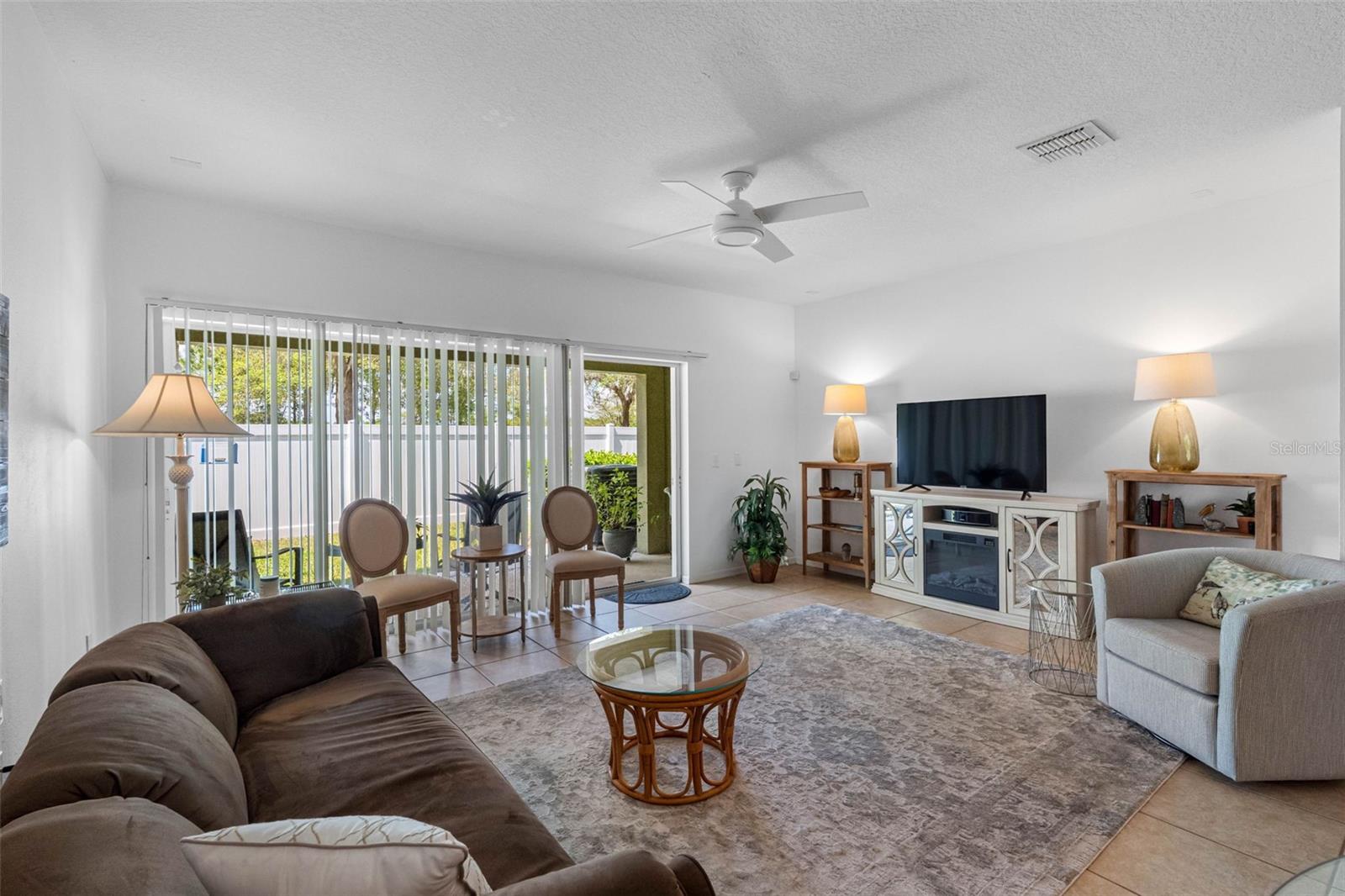 HAMMOCKS - Residential