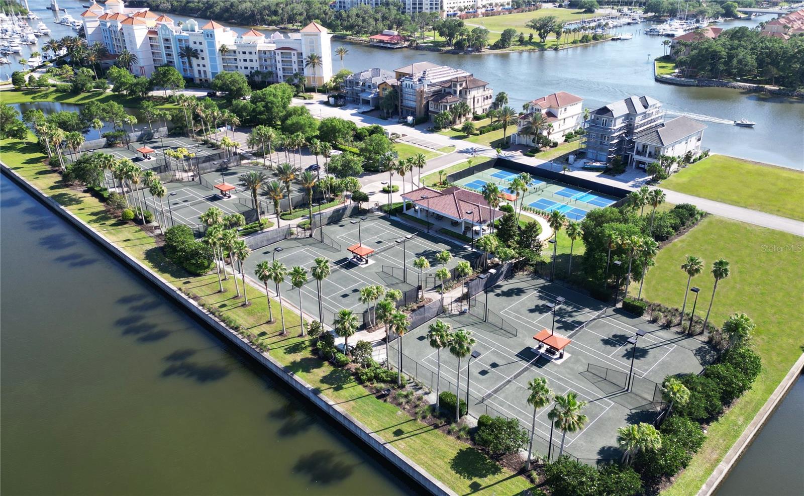 OCEAN HAMMOCK - Residential