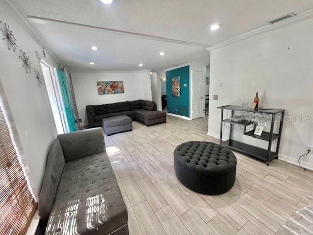 Photo of 1005 Schuylkill Street, Kissimmee, FL 34744 (MLS # S5141639)