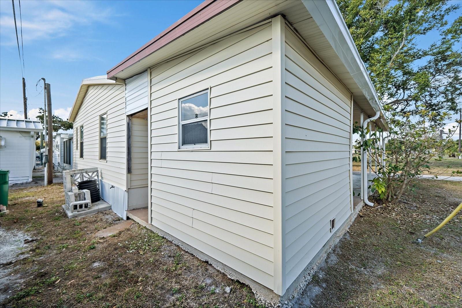 JET MHP CO-OP UR0/0 - Residential