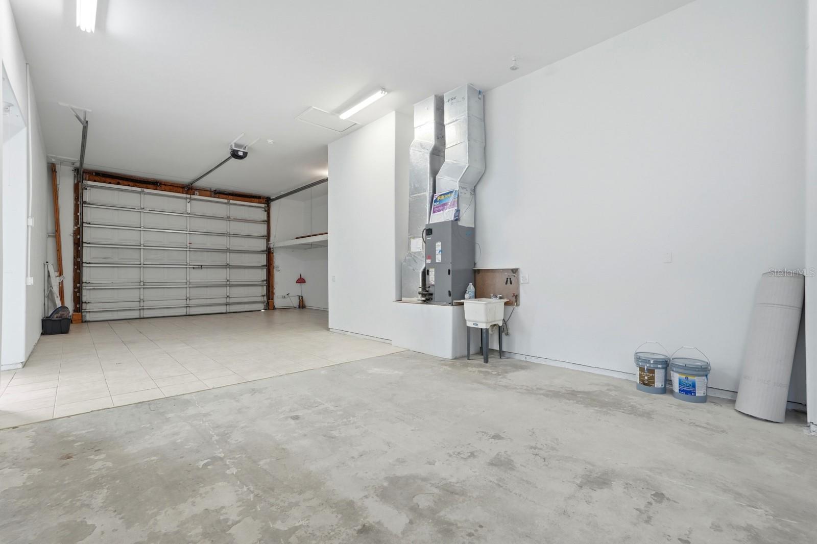 SKYLAKE PH 03 - Residential