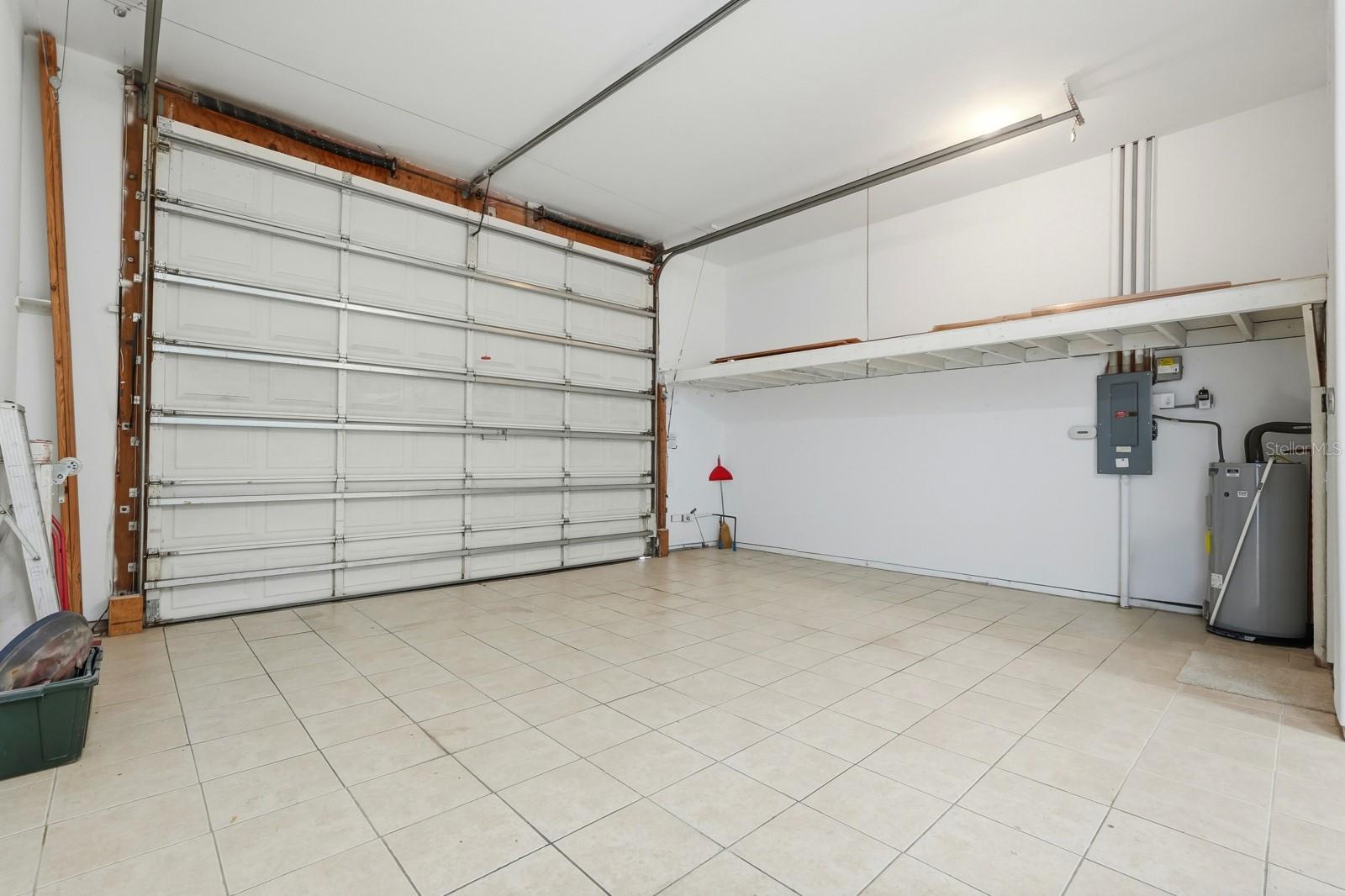 SKYLAKE PH 03 - Residential