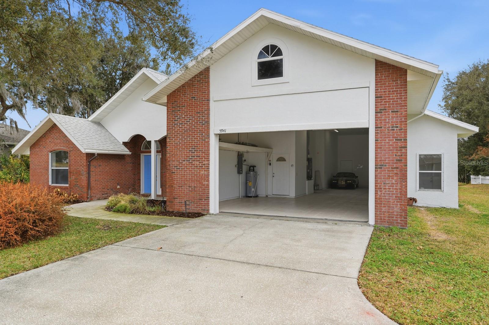 SKYLAKE PH 03 - Residential