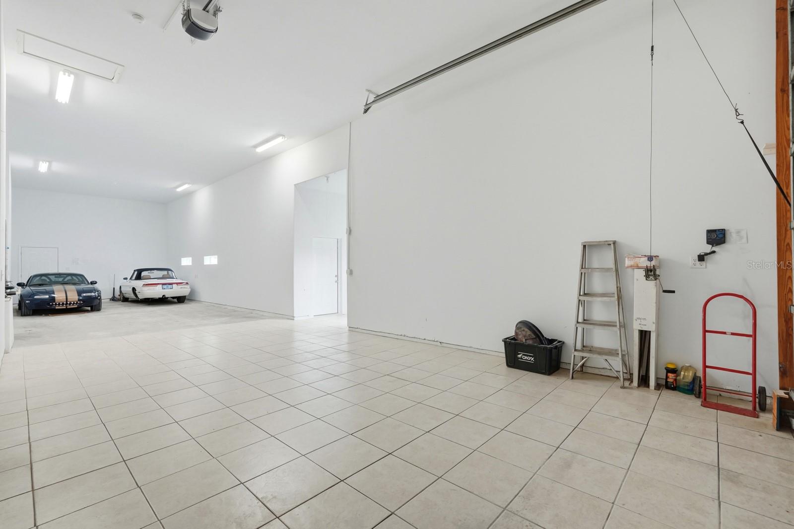 SKYLAKE PH 03 - Residential