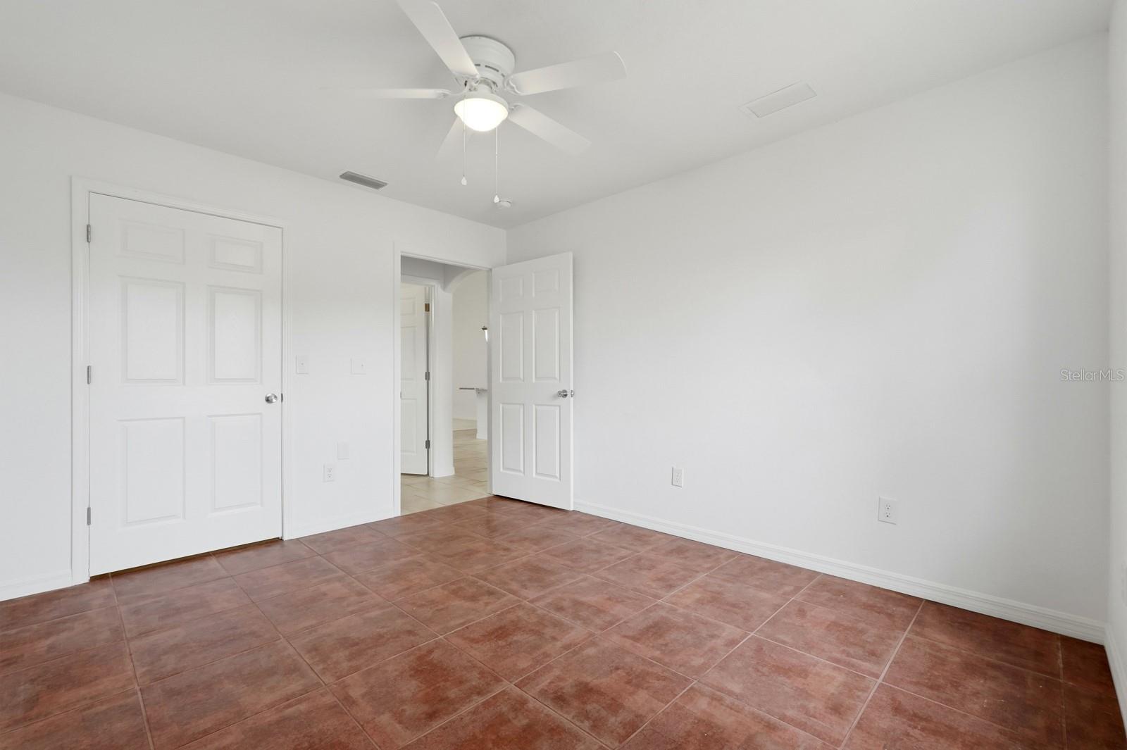 SKYLAKE PH 03 - Residential