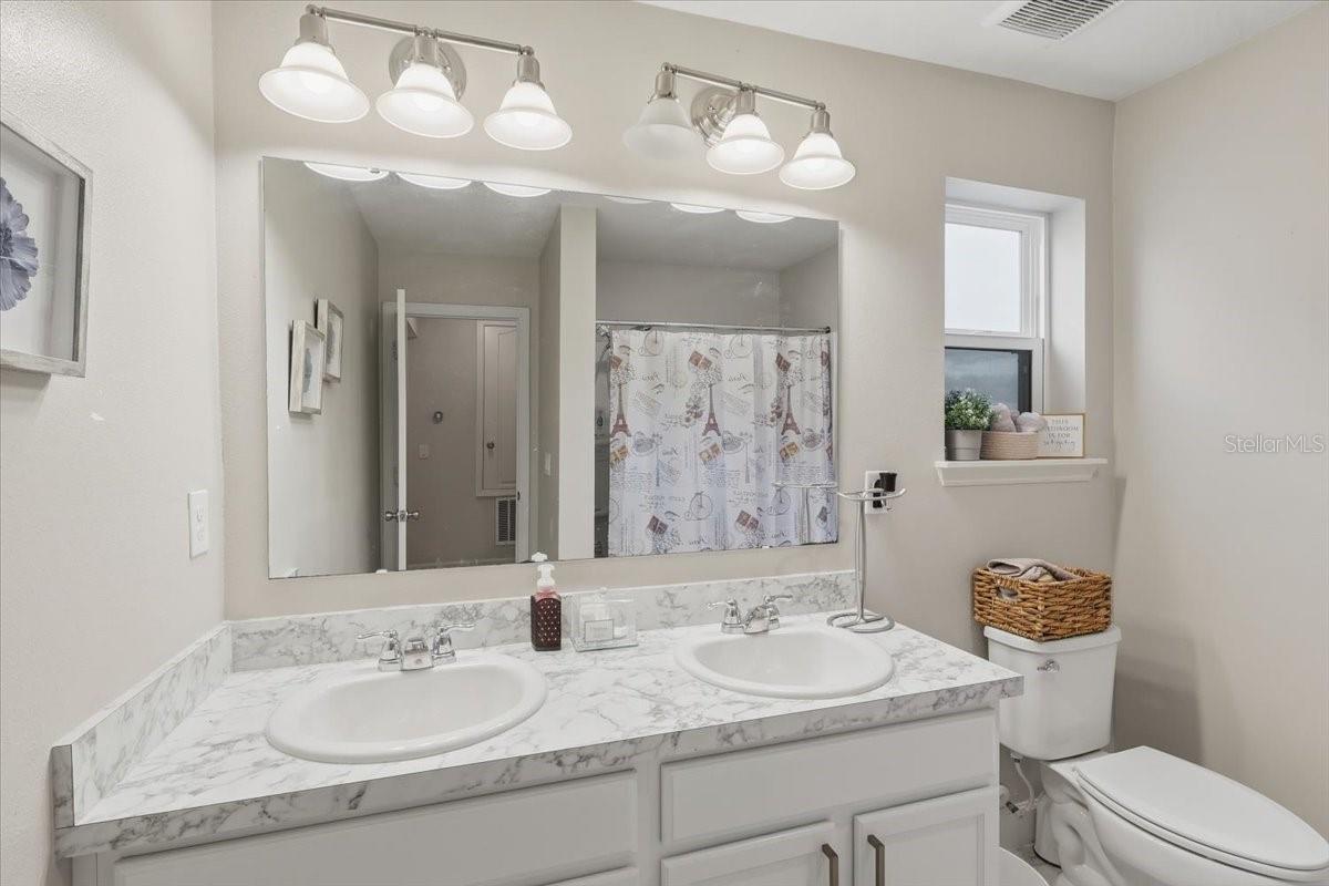 VINEYARDS/HORIZONS WEST PH 4 - Residential