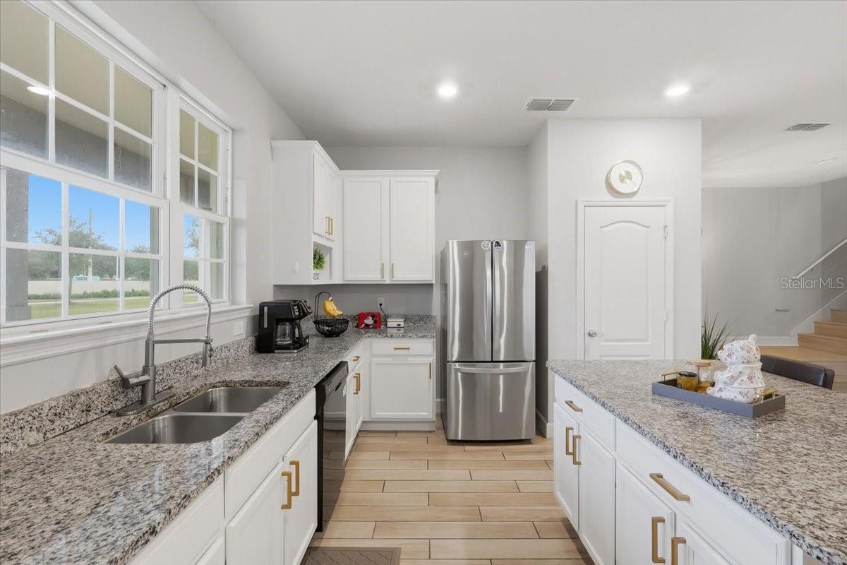 VINEYARDS/HORIZONS WEST PH 4 - Residential