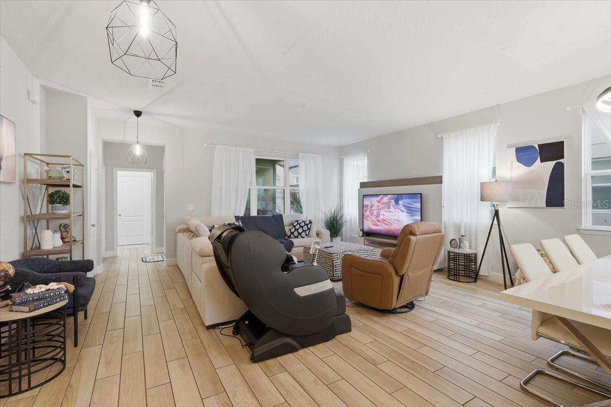 VINEYARDS/HORIZONS WEST PH 4 - Residential