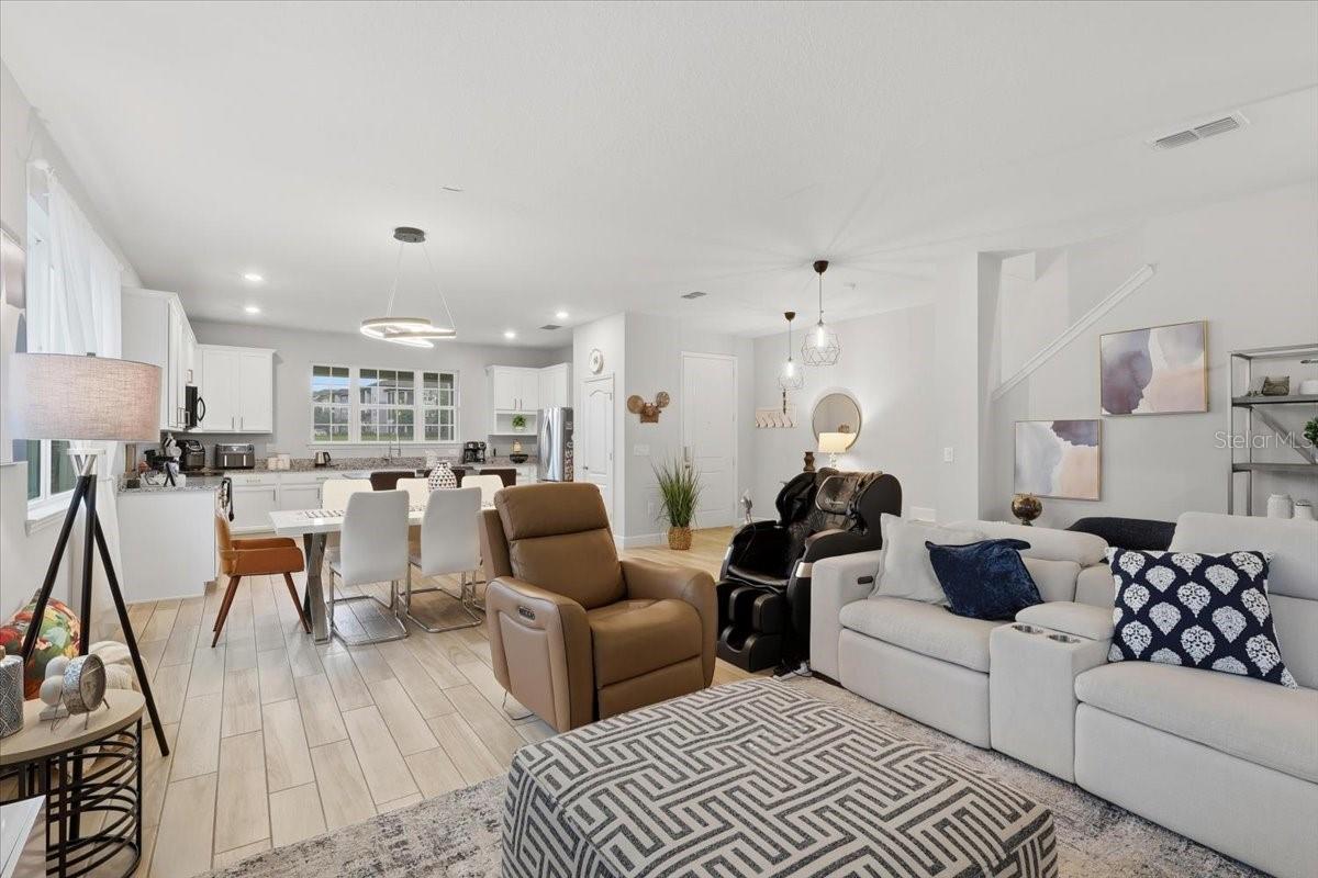 VINEYARDS/HORIZONS WEST PH 4 - Residential