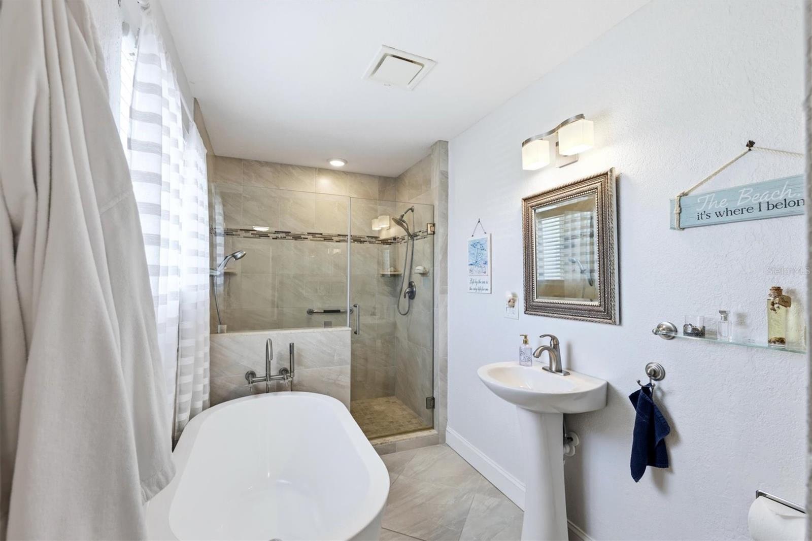 LACIOS SEC B - Residential