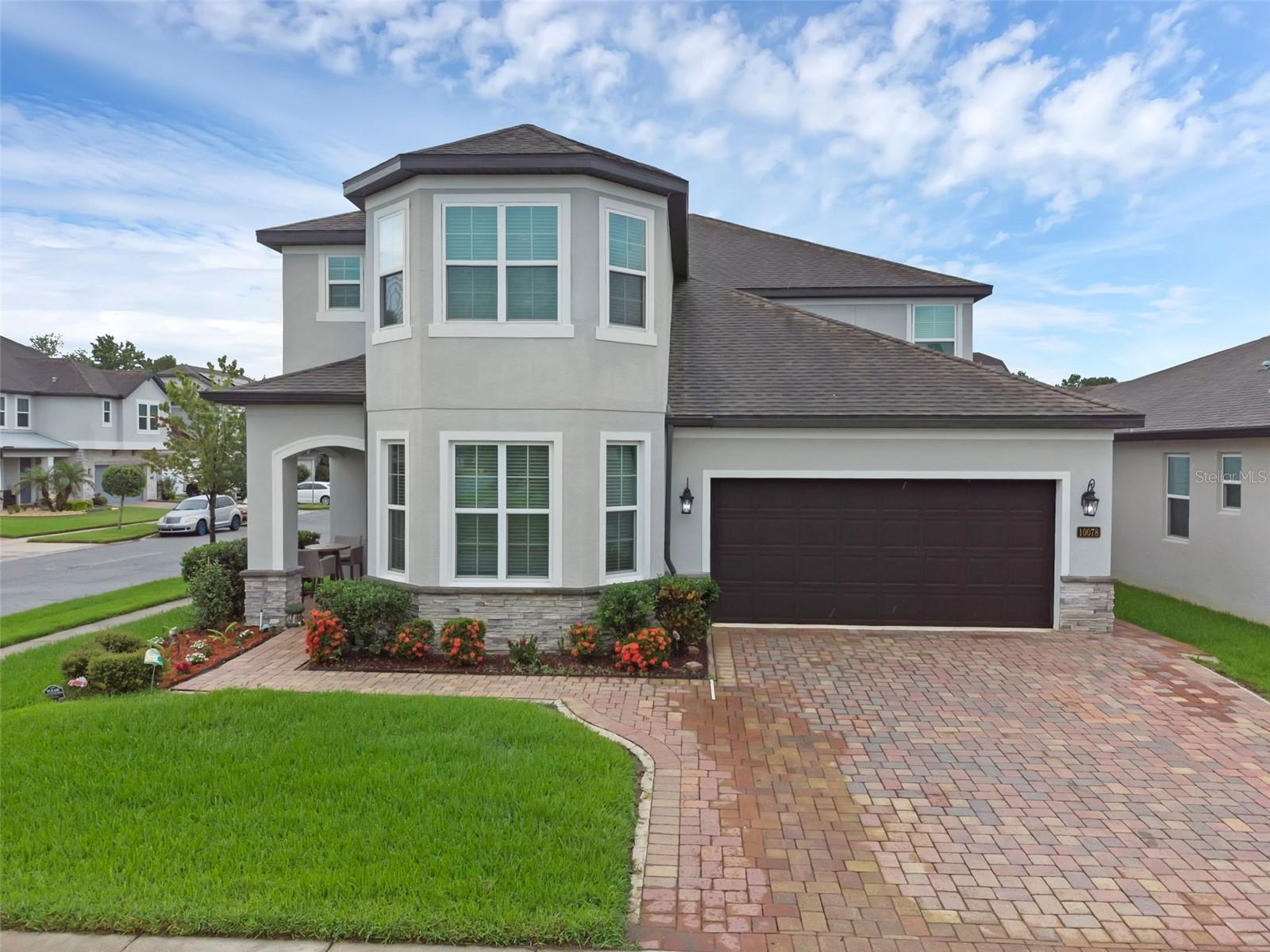 10078 HAMPSHIRE OAKS DRIVE