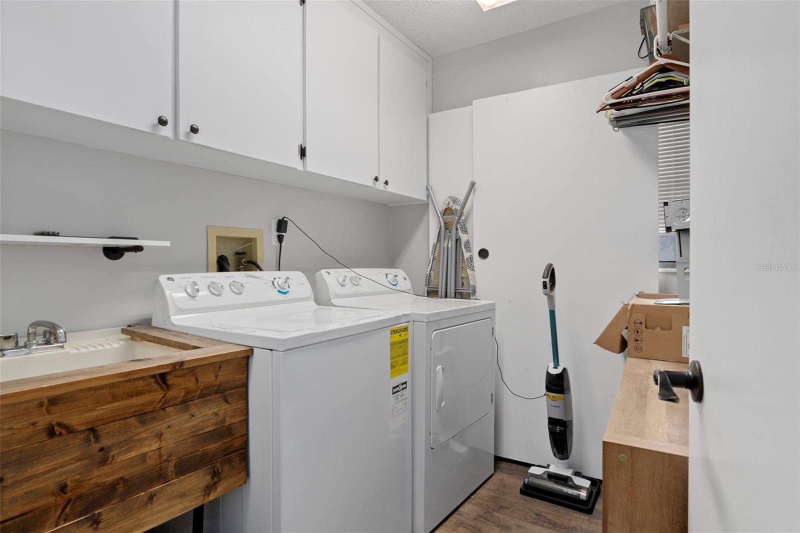 CRYSTAL OAKS PB 13 PG 138 LOT 44 - Residential