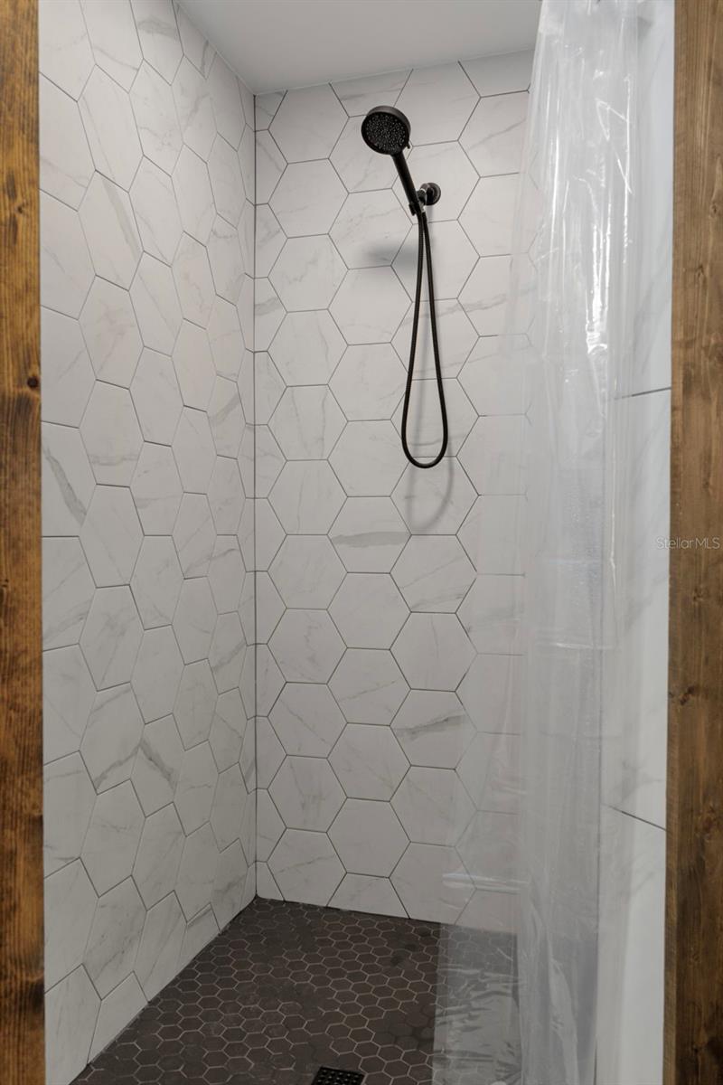 CRYSTAL OAKS PB 13 PG 138 LOT 44 - Residential