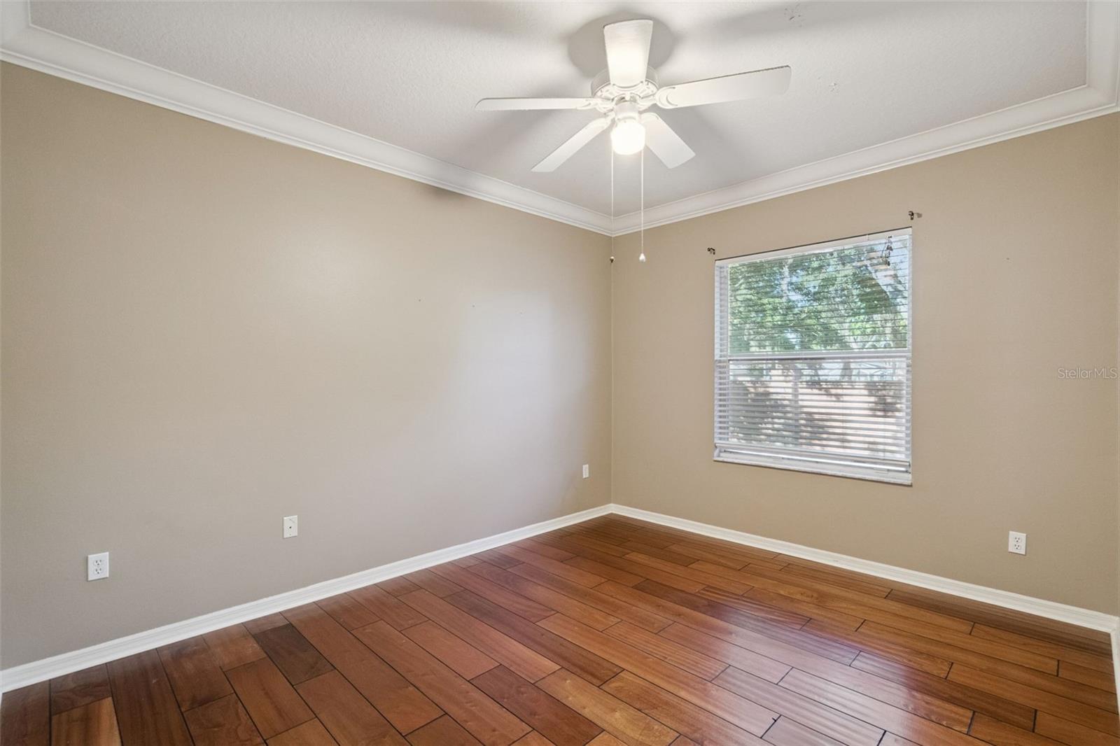 MCNEIL WOODS - Residential