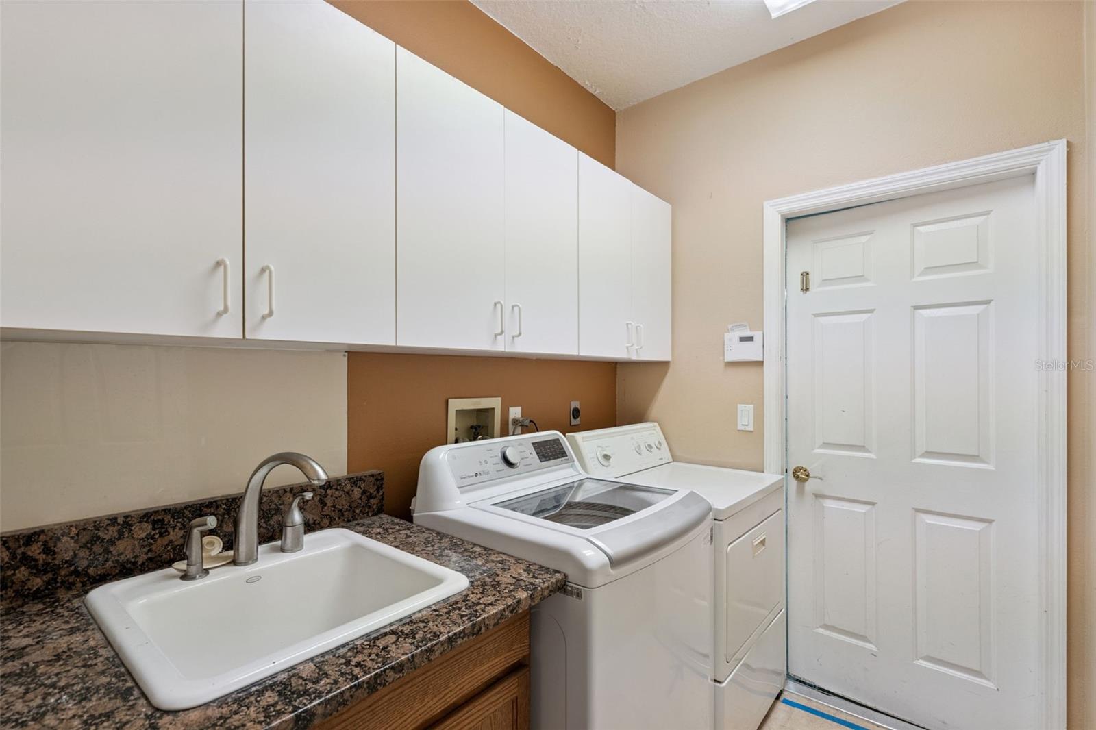 MCNEIL WOODS - Residential