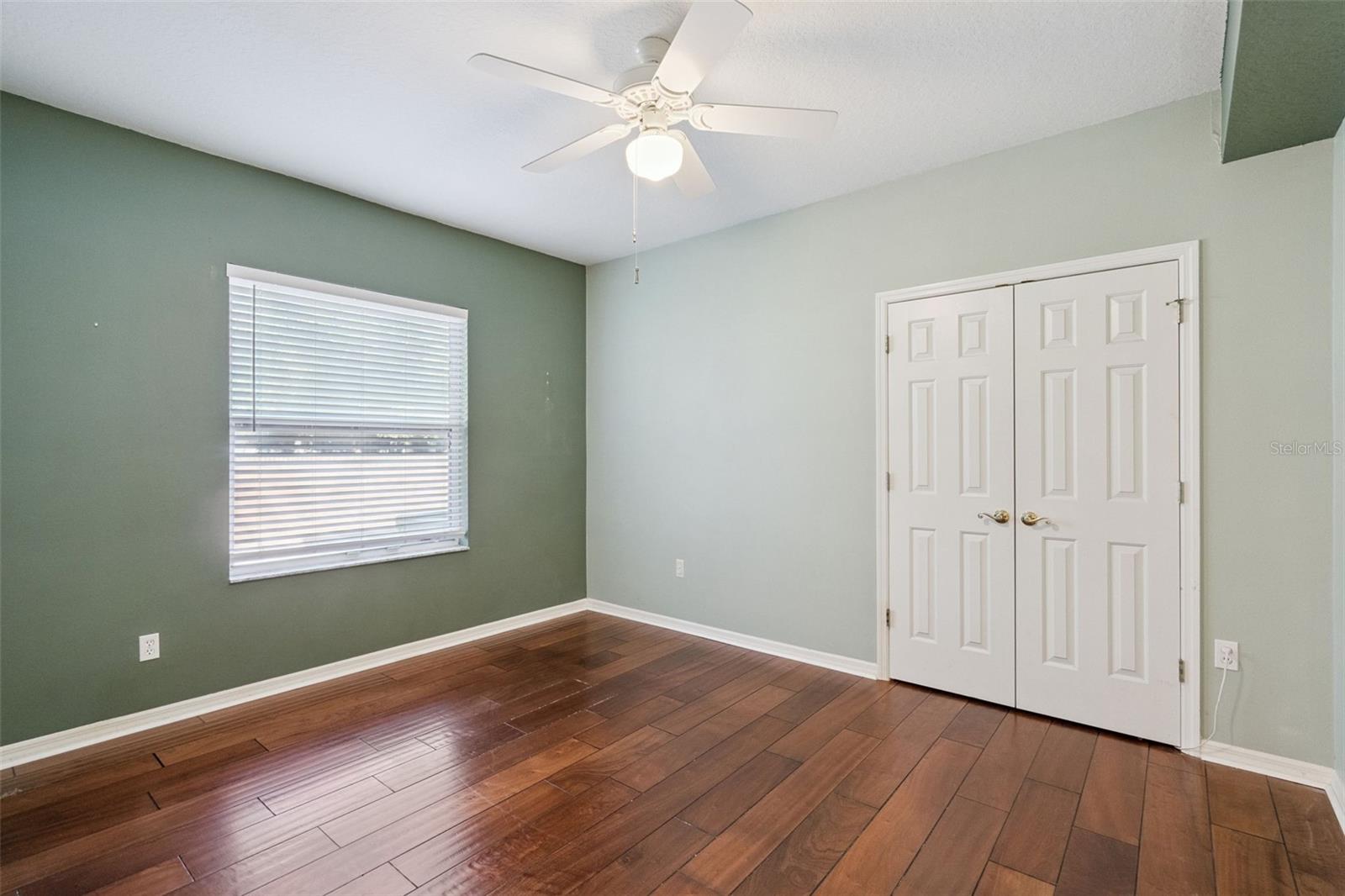 MCNEIL WOODS - Residential