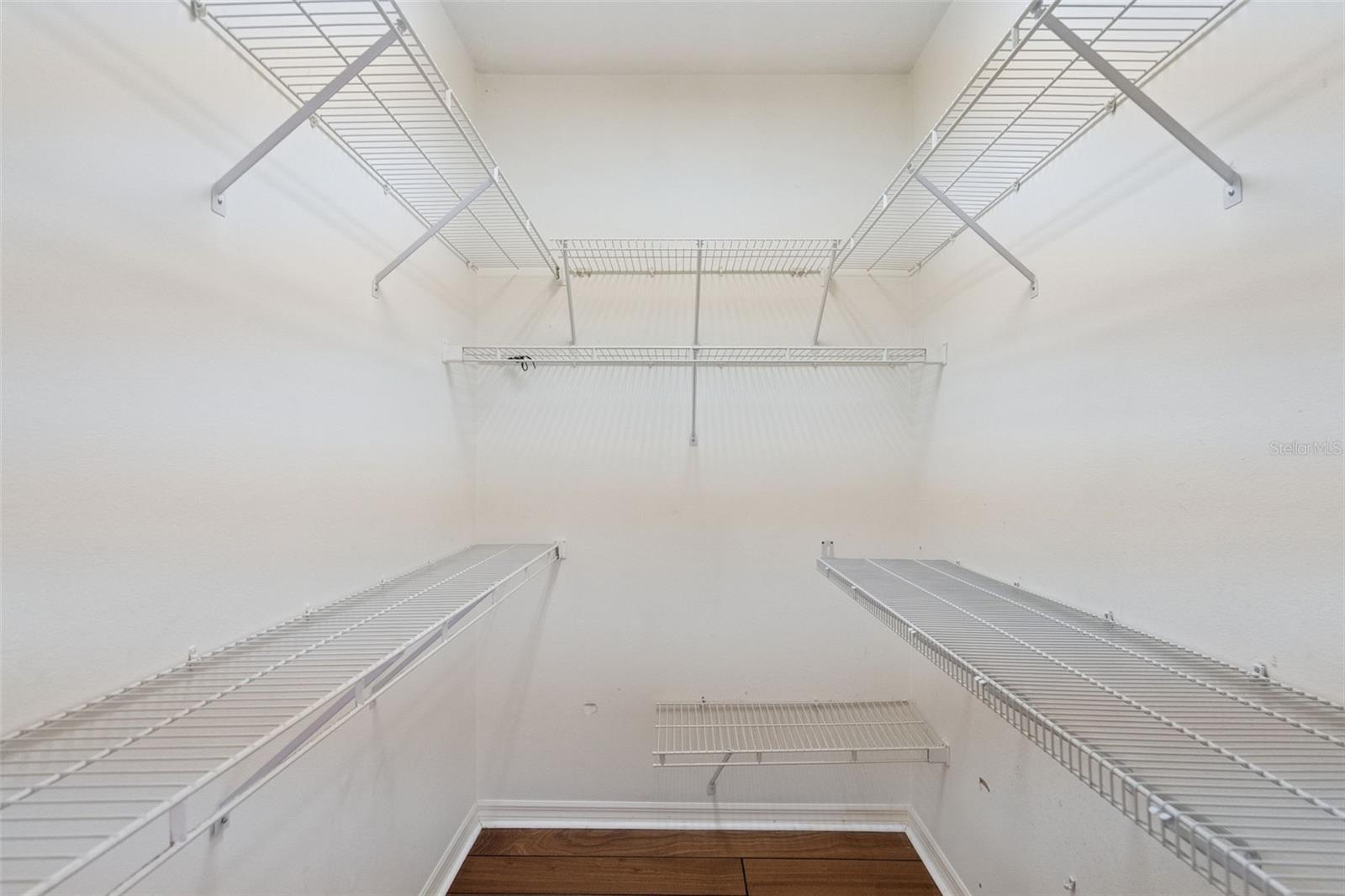 MCNEIL WOODS - Residential