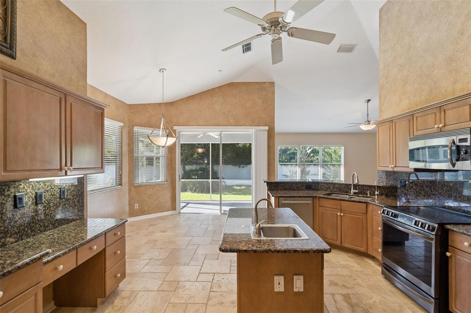 MCNEIL WOODS - Residential