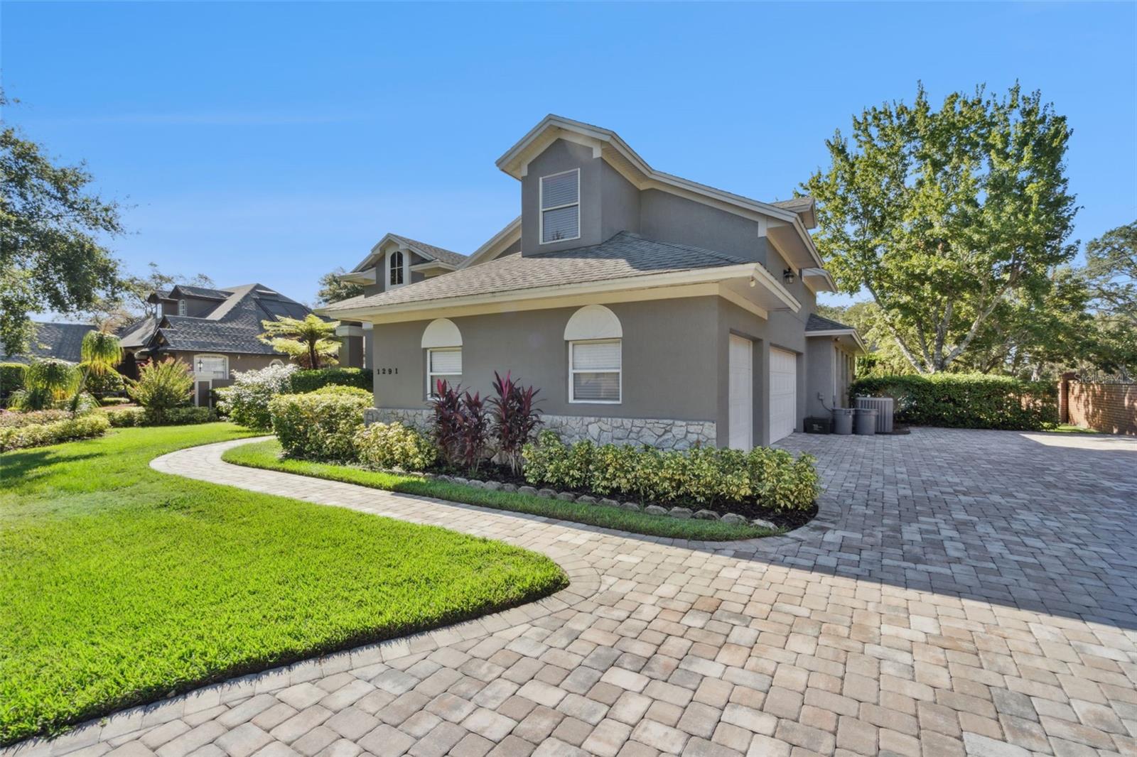 MCNEIL WOODS - Residential