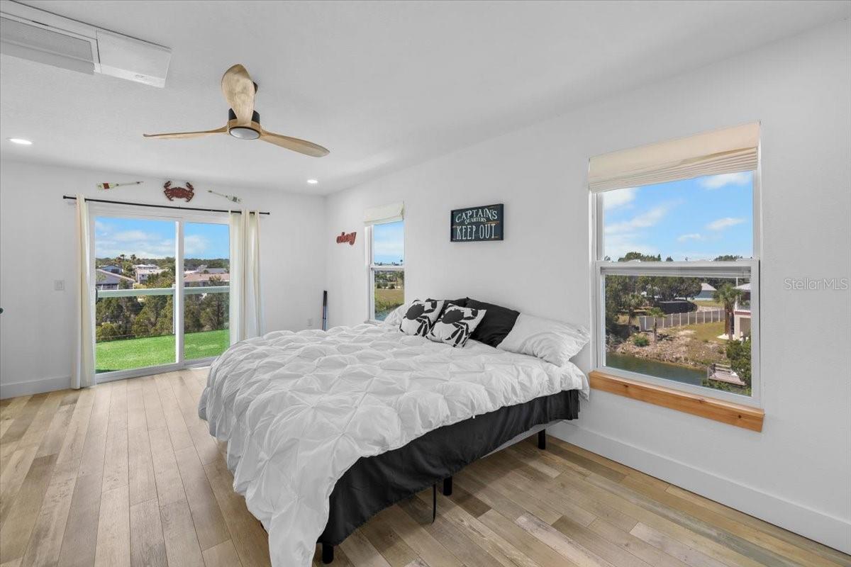 HERNANDO BEACH - Residential