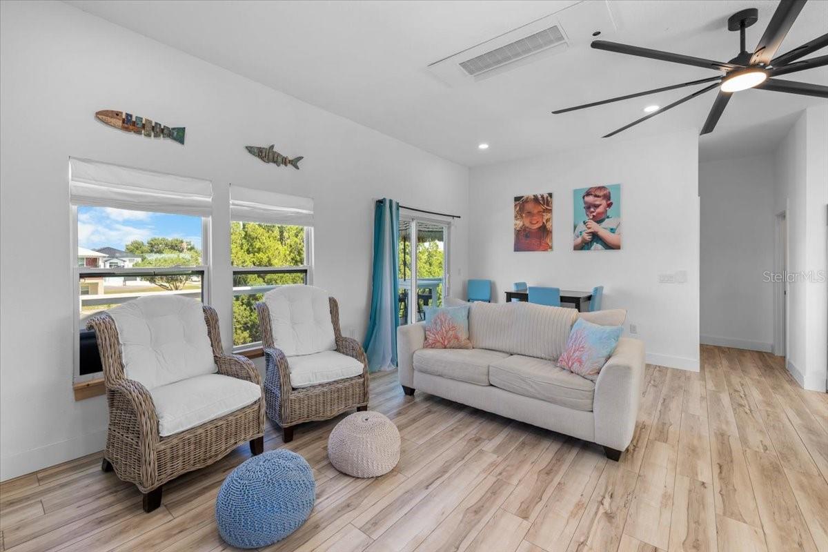 HERNANDO BEACH - Residential