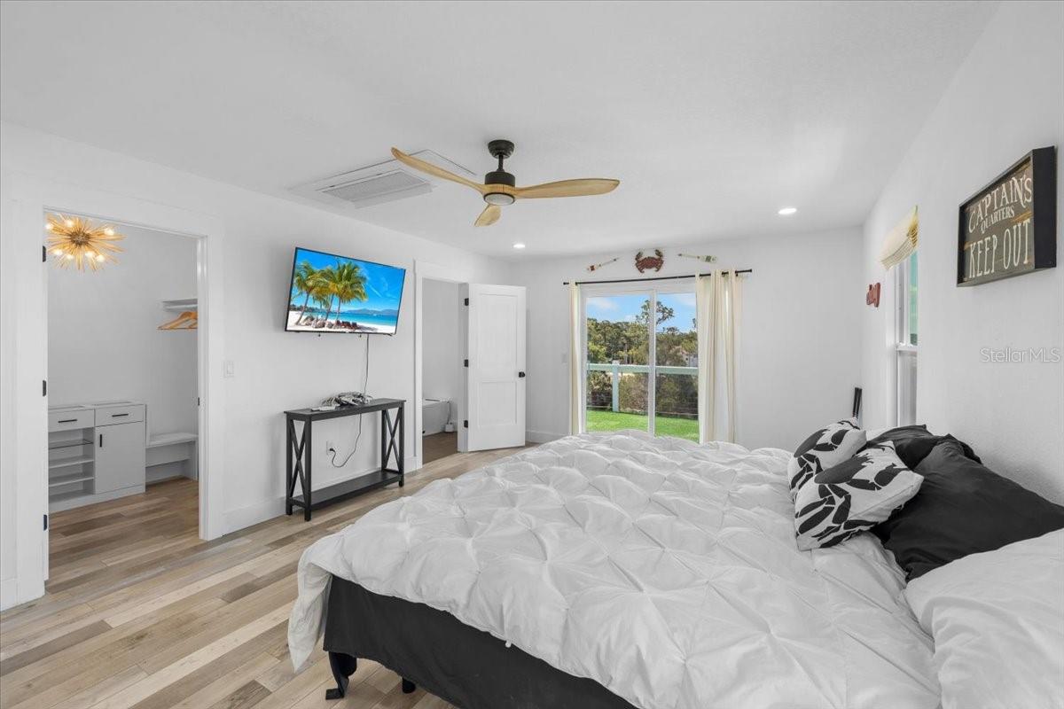 HERNANDO BEACH - Residential