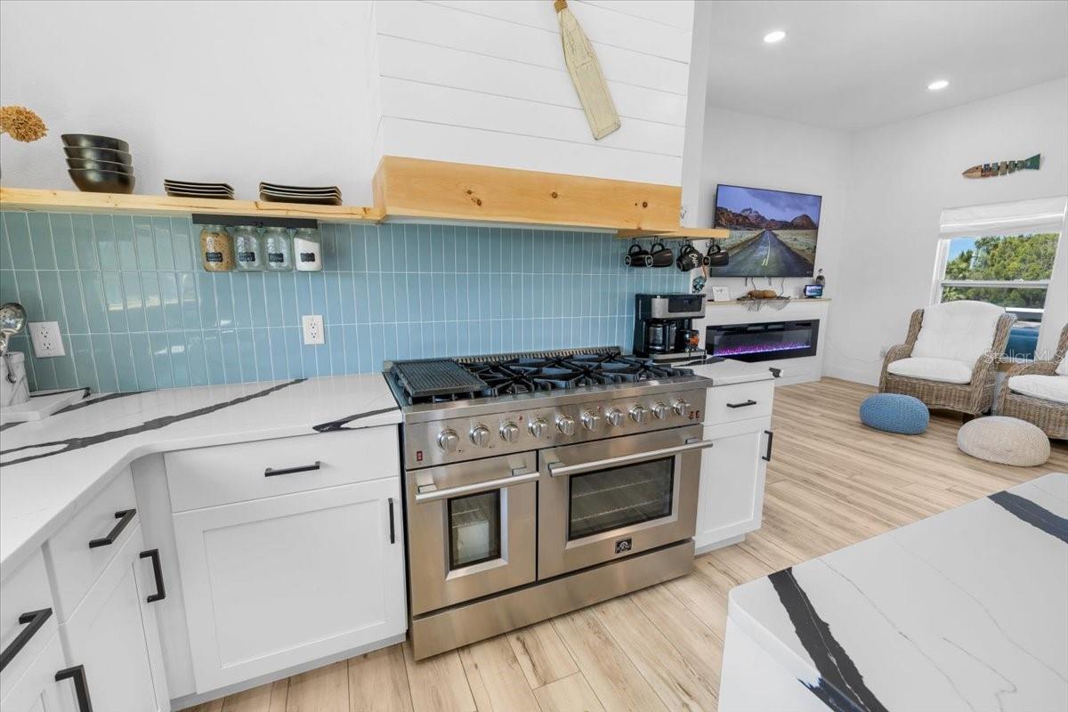 HERNANDO BEACH - Residential