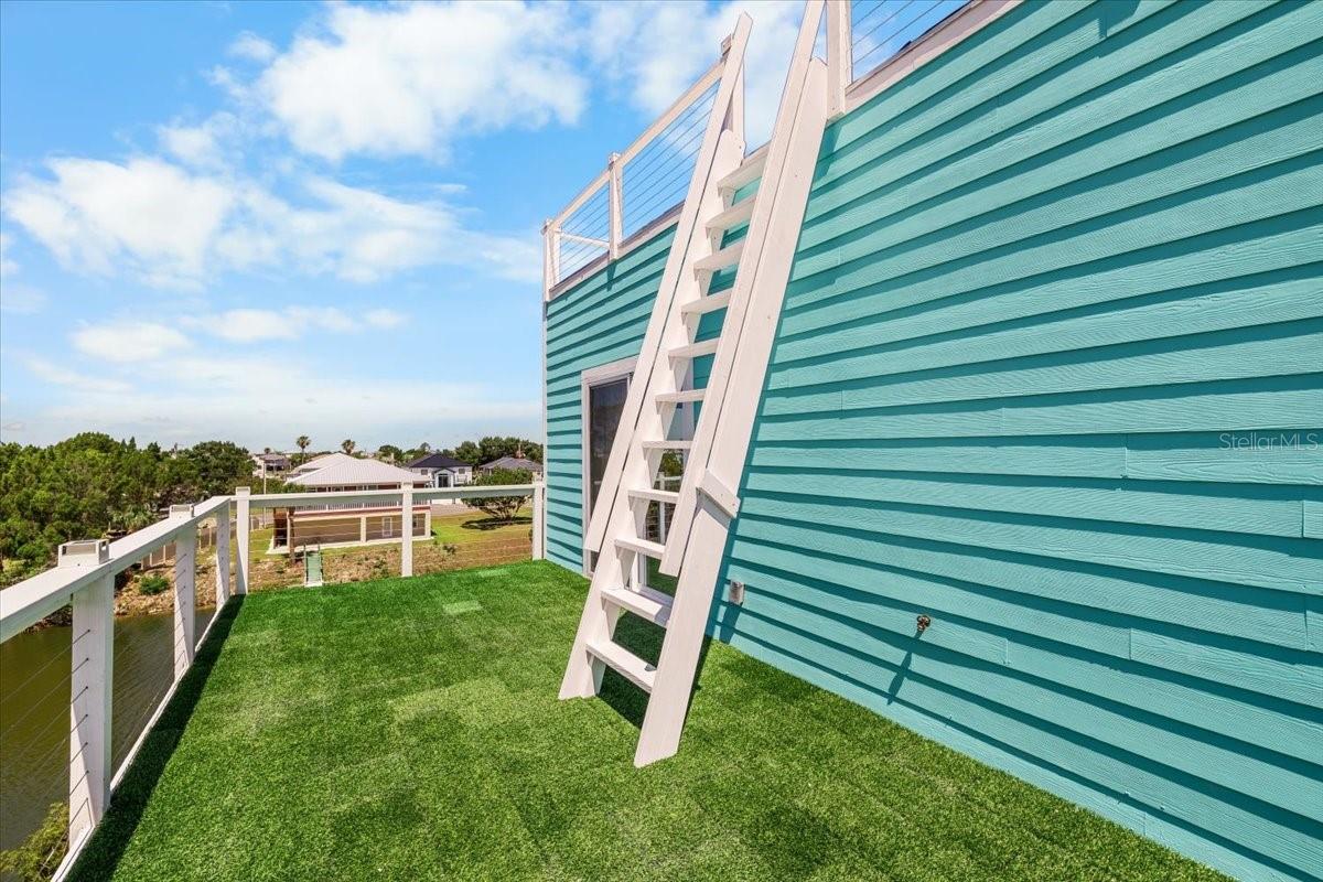 HERNANDO BEACH - Residential