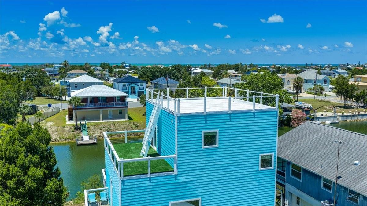 HERNANDO BEACH - Residential